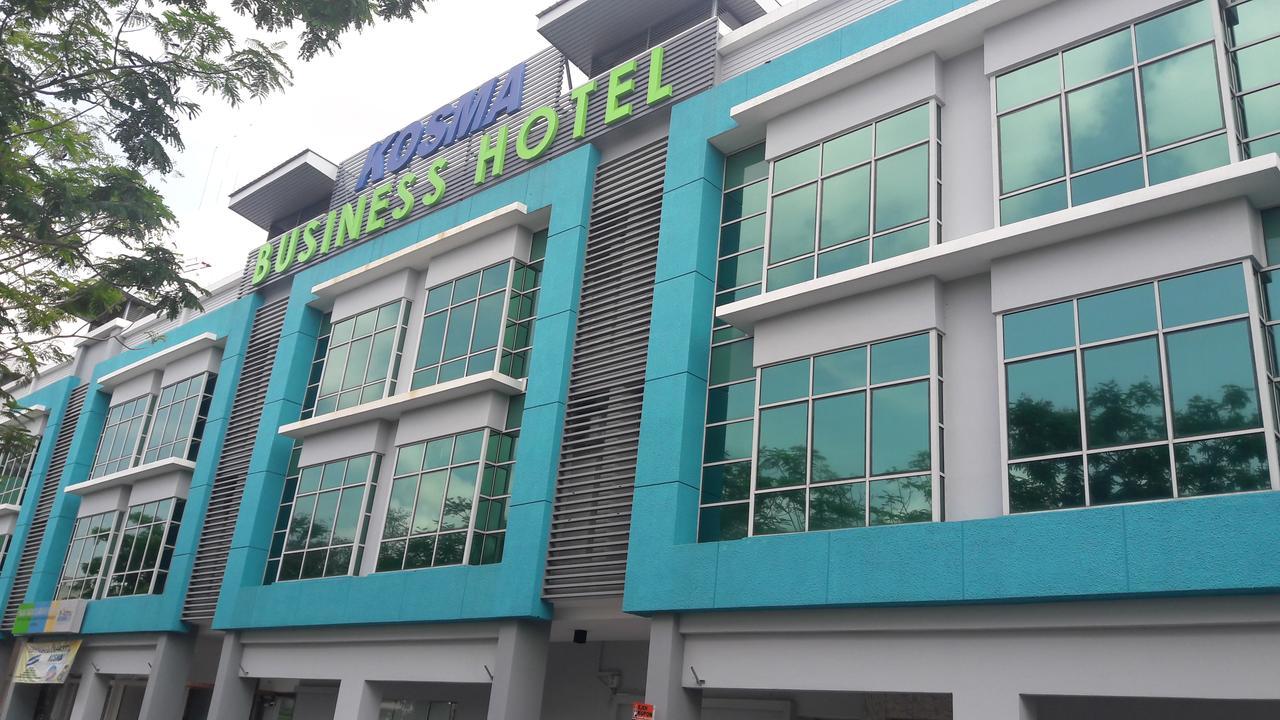 Kosma Business Hotel Kuantan Bagian luar foto